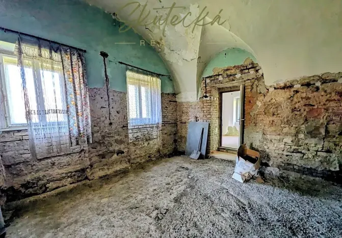 Prodej rodinného domu, Roštín, 270 m2