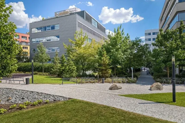 Pronájem kanceláře, Praha - Michle, Jemnická, 422 m2