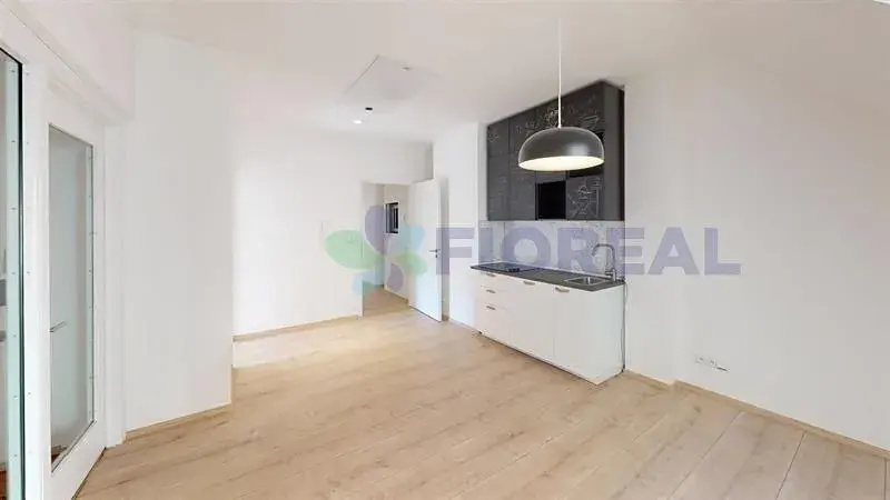 Pronájem kanceláře, Praha - Karlín, Sokolovská, 220 m2
