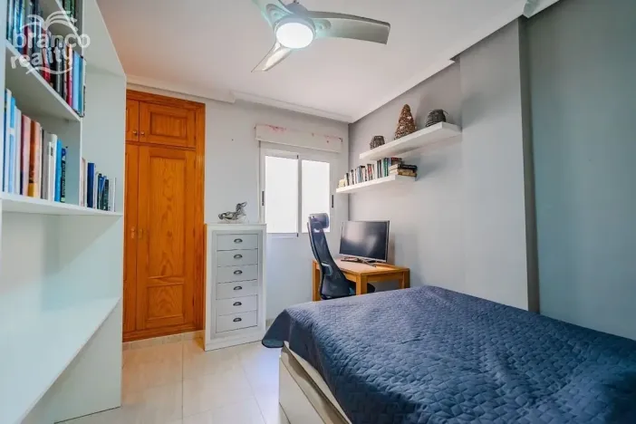 Prodej bytu 4+kk, Guardamar del Segura, Alicante, Španělsko, 80 m2