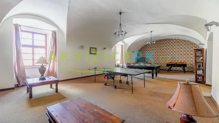 Prodej ubytování, Čechtice, nám. Dr. Tyrše, 1672 m2