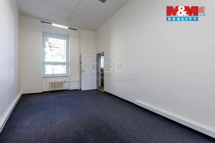 Pronájem kanceláře, Plzeň - Jižní Předměstí, Hálkova, 125 m2