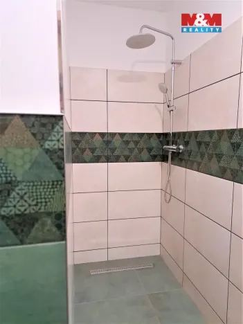 Pronájem bytu 2+kk, Lomnice nad Popelkou, Komenského, 65 m2