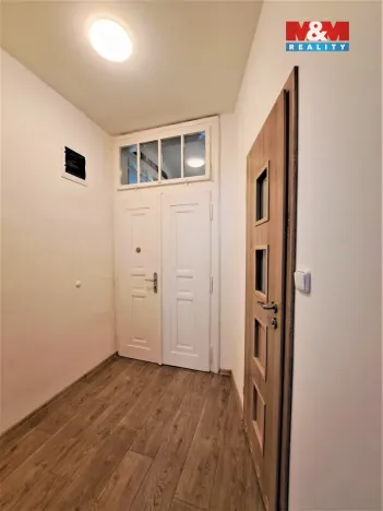Pronájem bytu 2+kk, Lomnice nad Popelkou, Komenského, 65 m2