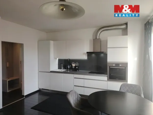 Prodej bytu 2+kk, Praha, Na Maninách, 43 m2