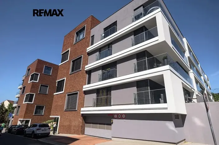 Pronájem bytu 2+kk, Praha - Libeň, Kotlaska, 59 m2
