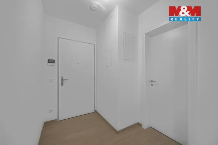 Pronájem bytu 1+kk, Praha, 34 m2