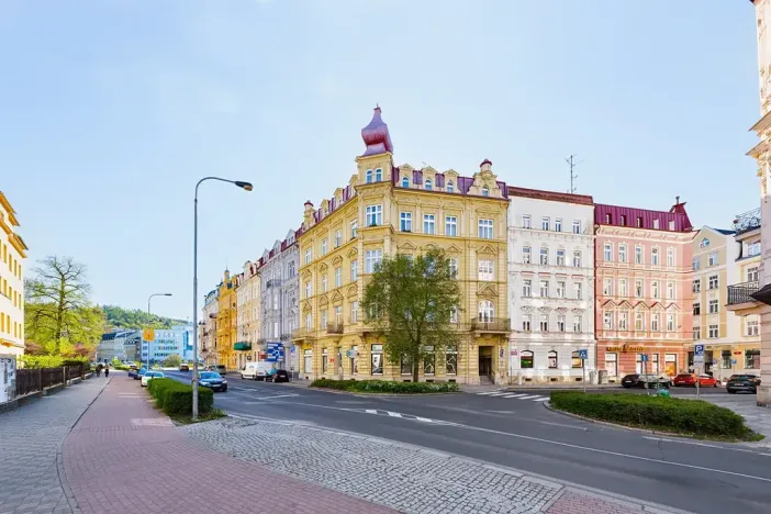 Prodej bytu 3+1, Karlovy Vary, Vítězná, 89 m2
