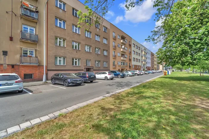 Pronájem bytu 2+1, Hradec Králové, Smetanovo nábřeží, 82 m2