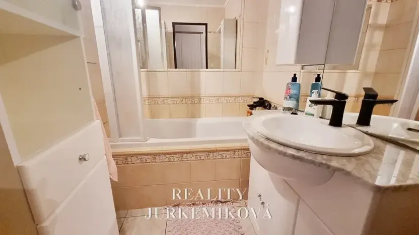 Pronájem bytu 3+1, České Budějovice, Krčínova, 78 m2