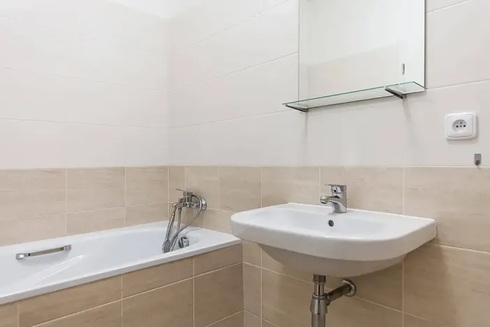 Pronájem bytu 2+kk, Praha - Vršovice, Karpatská, 43 m2