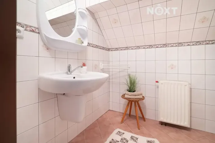 Prodej rodinného domu, Jindřichův Hradec, 197 m2