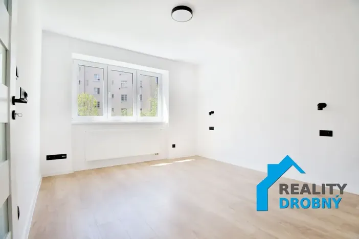 Prodej bytu 2+1, Děčín, Podmokelská, 53 m2