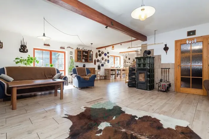 Prodej rodinného domu, Skomelno, 284 m2