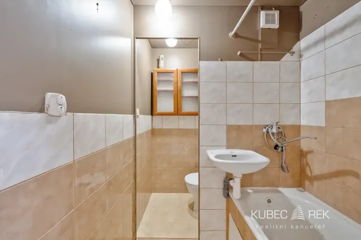 Pronájem bytu 1+1, Sezimovo Ústí, Dukelská, 32 m2
