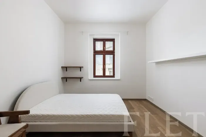 Pronájem bytu 1+kk, Praha - Žižkov, Milíčova, 29 m2