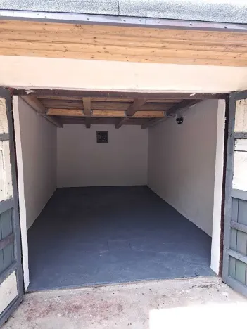 Pronájem garáže, Liberec, Husitská, 19 m2