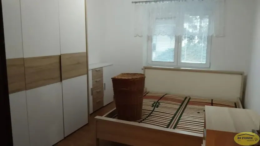 Pronájem bytu 2+1, Hulín, Sadová, 56 m2