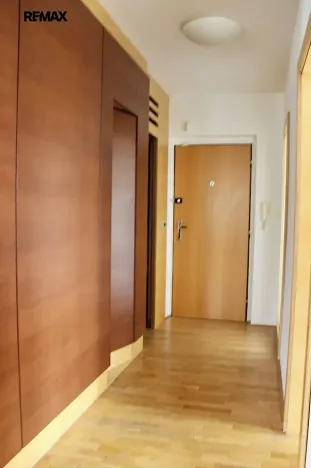 Pronájem bytu 2+kk, Vestec, Ve Stromkách, 106 m2