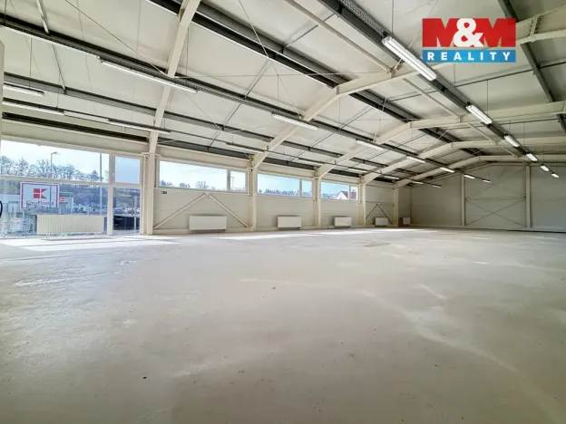 Pronájem obchodního prostoru, Třebíč - Nové Město, Brněnská, 293 m2