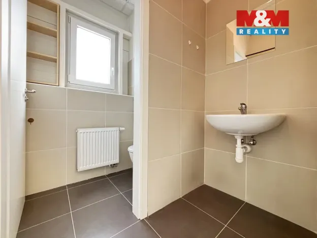 Pronájem obchodního prostoru, Třebíč - Nové Město, Brněnská, 293 m2
