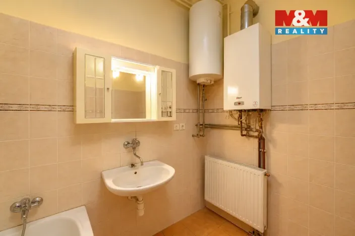 Prodej rodinného domu, Sezemice - Kladina, 98 m2