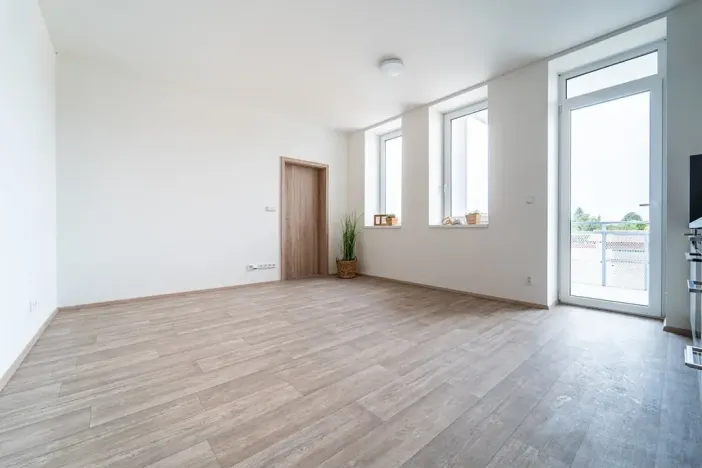 Pronájem bytu 2+kk, Mikulov, Slovácké brigády, 43 m2