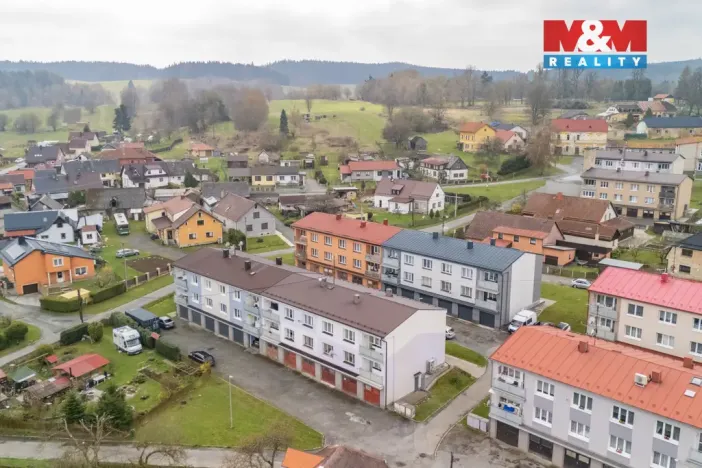 Prodej bytu 4+1, Lesná, 64 m2