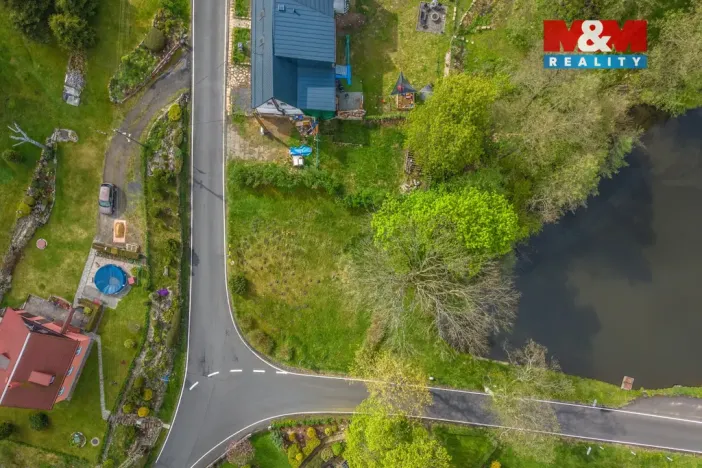 Prodej pozemku pro bydlení, Petrovice, 661 m2