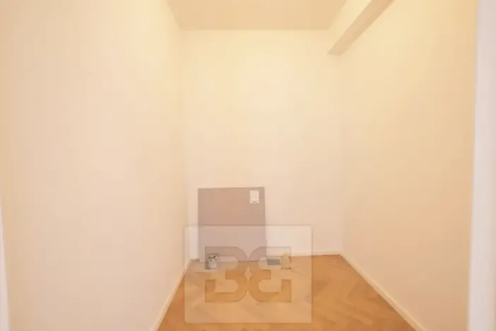 Pronájem bytu 3+kk, Praha - Libeň, Sokolovská, 70 m2