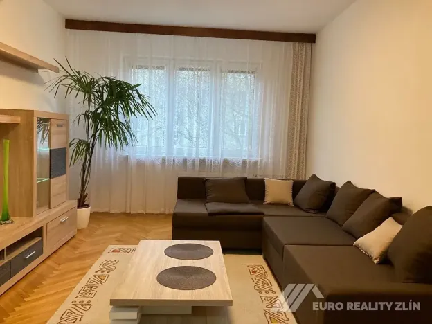 Pronájem bytu 2+1, Zlín, Dřevnická, 60 m2