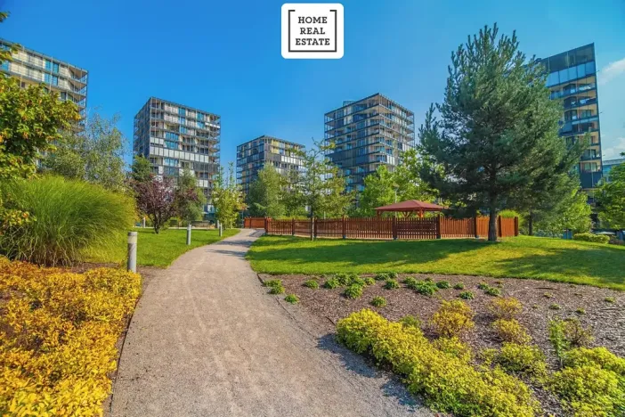 Pronájem bytu 2+kk, Praha - Žižkov, Pitterova, 45 m2