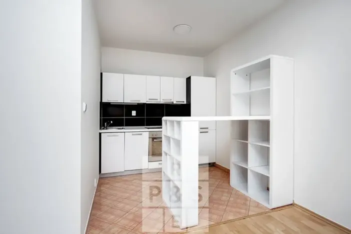 Prodej bytu 2+kk, Praha - Holešovice, Na Maninách, 59 m2