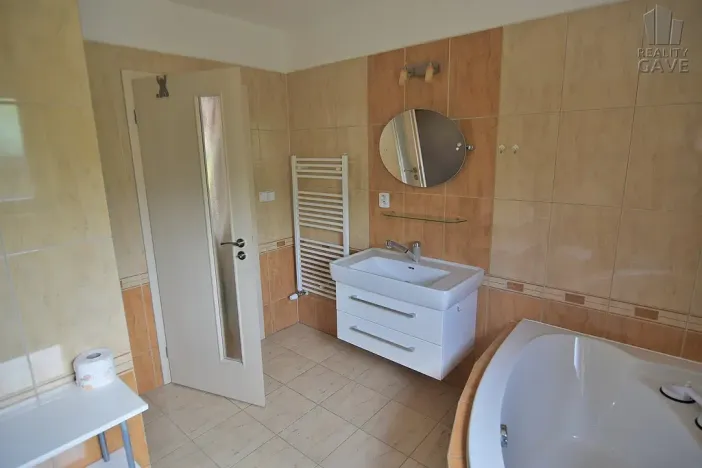 Prodej rodinného domu, Krupka, Letná, 204 m2