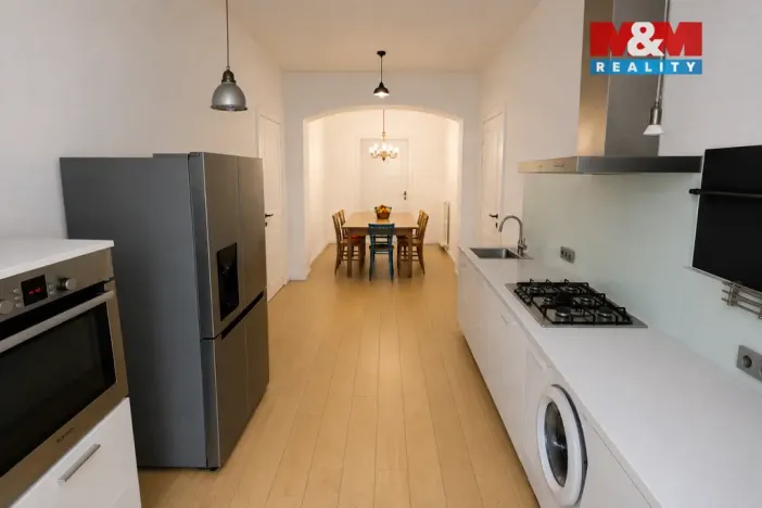Prodej bytu 3+1, Olomouc, Komenského, 123 m2