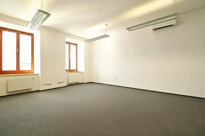 Pronájem kanceláře, Brno, Cejl, 105 m2