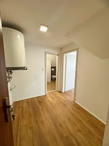 Pronájem bytu 1+kk, Byšice, Mělnická, 43 m2