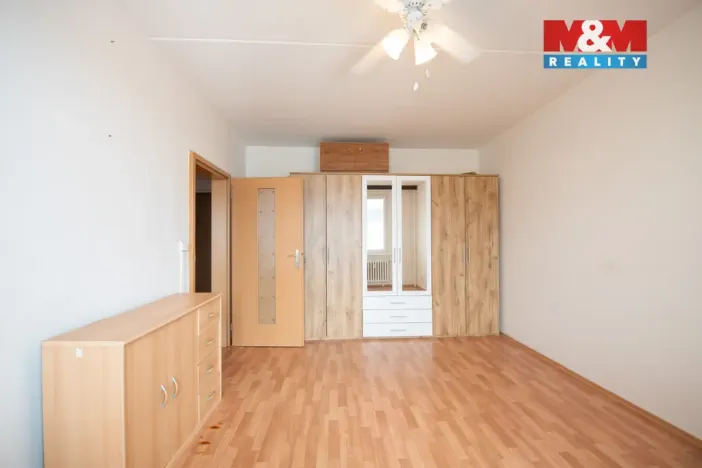 Pronájem bytu 2+kk, Hradec Králové - Třebeš, třída Edvarda Beneše, 50 m2