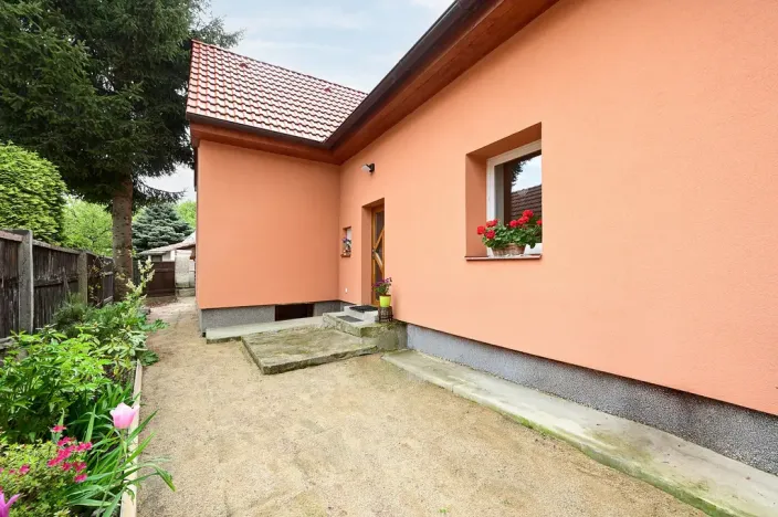 Prodej rodinného domu, Nelahozeves - Lešany, Lužická, 123 m2