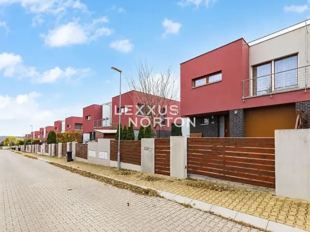Pronájem rodinného domu, Roztoky, Zvoncová, 163 m2