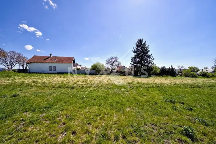 Prodej pozemku pro bydlení, Chleby, Průběžná, 1157 m2