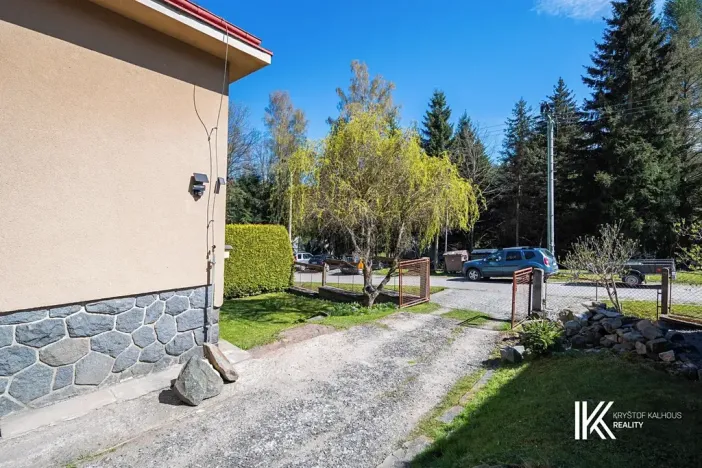 Prodej bytu 3+1, Seč, 102 m2