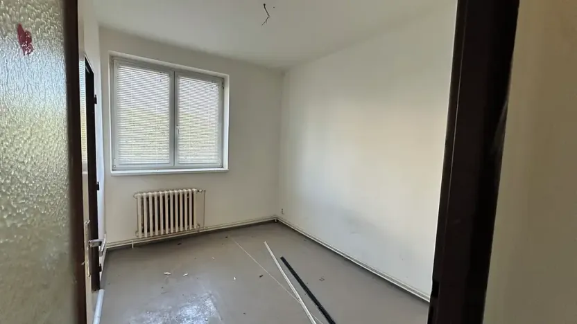 Dražba bytu 3+1, Žiželice, Komenského, 61 m2