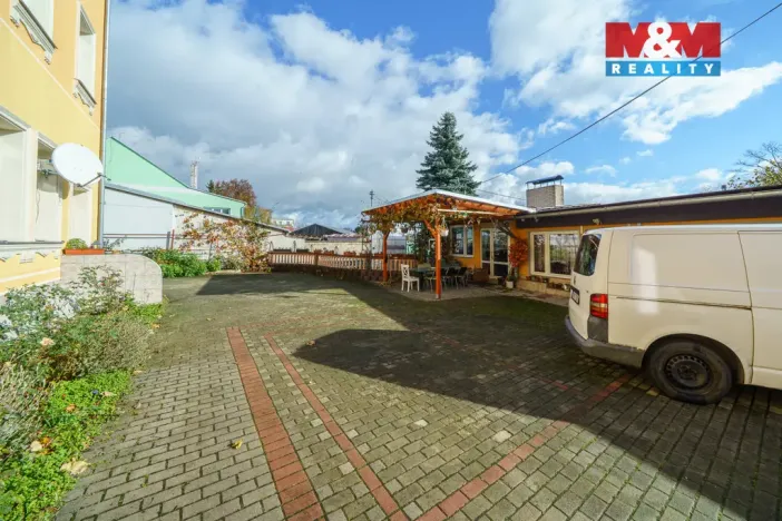 Prodej činžovního domu, Karlovy Vary - Bohatice, Jáchymovská, 700 m2