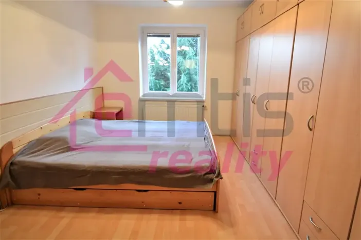 Pronájem bytu 2+1, Praha - Ruzyně, Stochovská, 56 m2