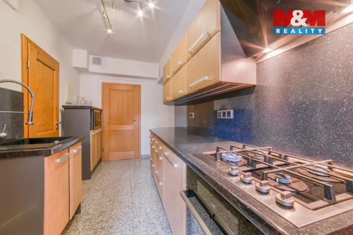Pronájem bytu 3+1, Cheb, Hradební, 56 m2