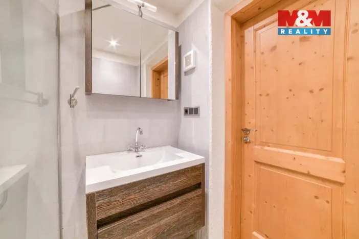 Pronájem bytu 3+1, Cheb, Hradební, 56 m2
