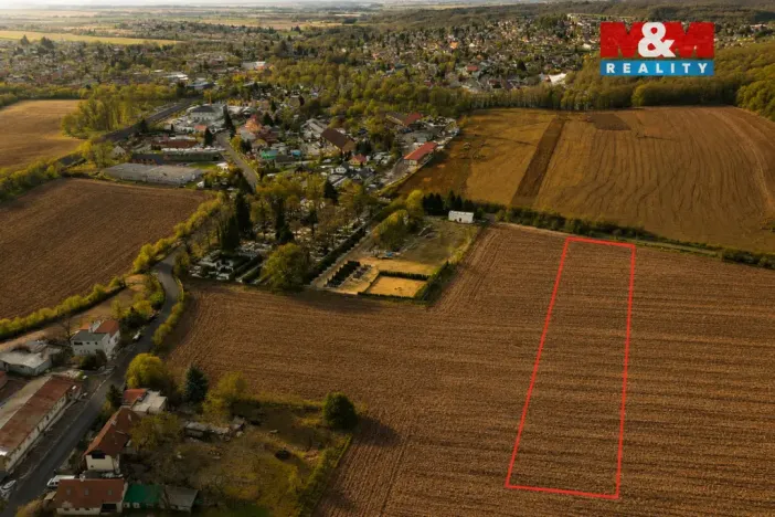 Prodej pole, Úvaly, 5001 m2