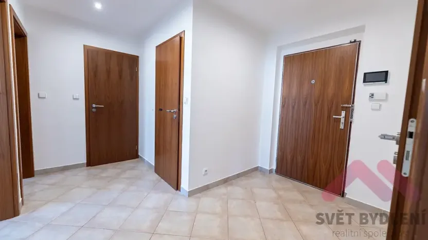 Pronájem bytu 3+kk, Praha - Záběhlice, Mattioliho, 81 m2