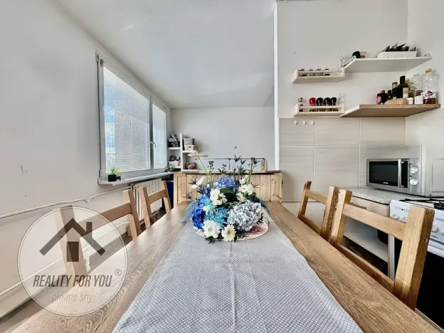 Prodej bytu 3+1, Slaný, Pražská, 71 m2